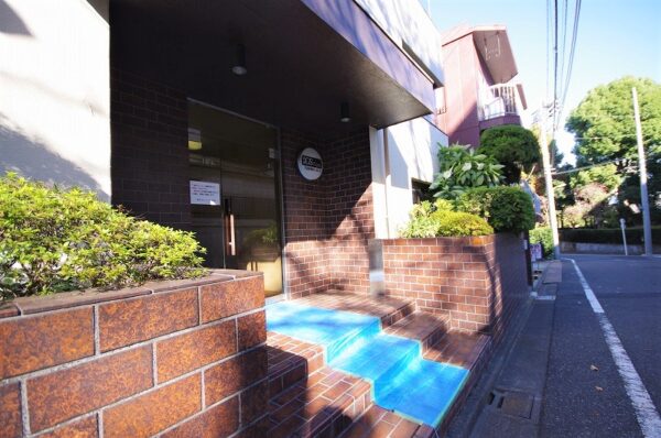 西原ＧＳマンション外観2