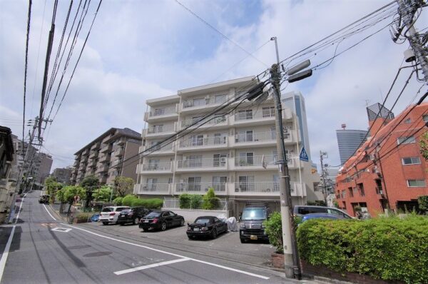 ソフトタウン代々木　外観1