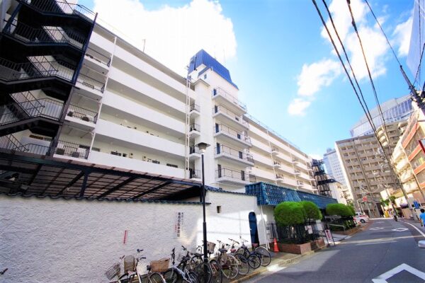 秀和代々木レジデンス　外観1
