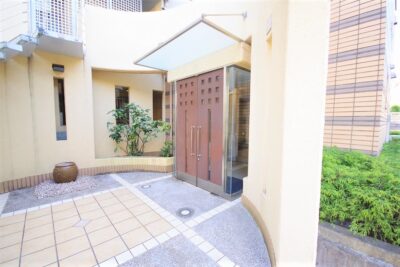 ジェイパーク駒場外観2