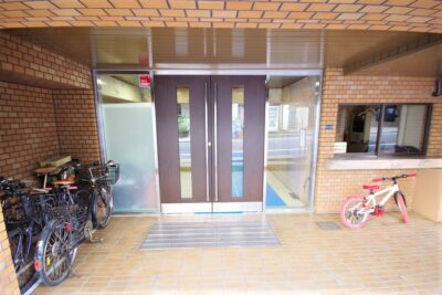 東久パレス神宮外観2