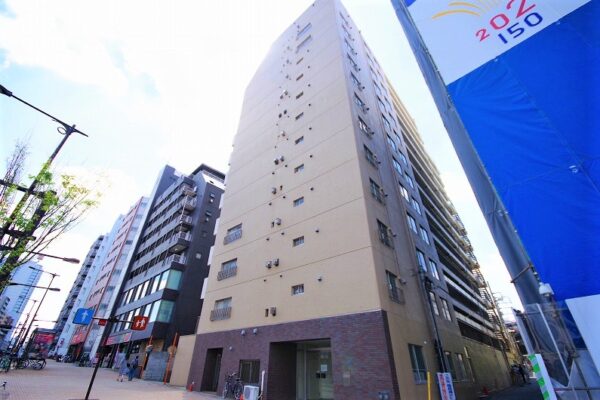 初台中央マンション外観1