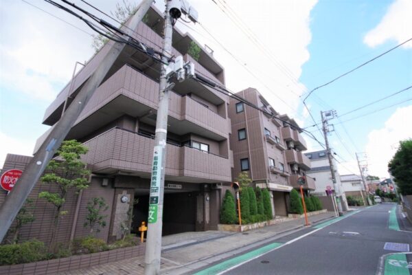 ライオンズマンション代々木上原ガーデン外観1