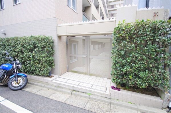 ラグジュアリーアパートメント西新宿その他8