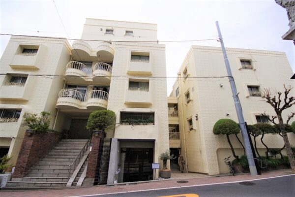シャンボール松濤　外観1