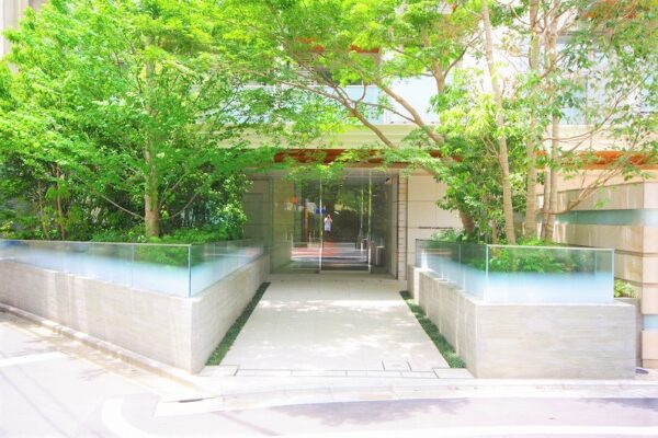 プレミスト代々木公園パークフロント_外観2