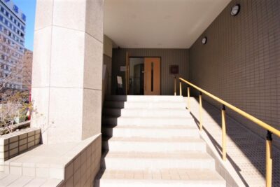 ユニーブル新宿西外観キャッチ