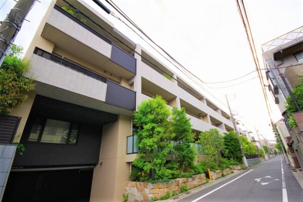 グランドメゾン西原三丁目　外観1
