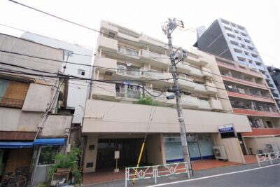 カテリーナ代々木外観1