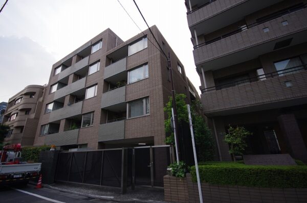 アルス代々木参宮橋コート・アデリオン　外観1