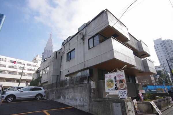 ベルテ南新宿　外観1