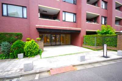 ファミールスクエア中野坂上外観2