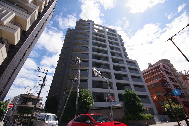 代々木公園パークホームズ　外観キャッチ